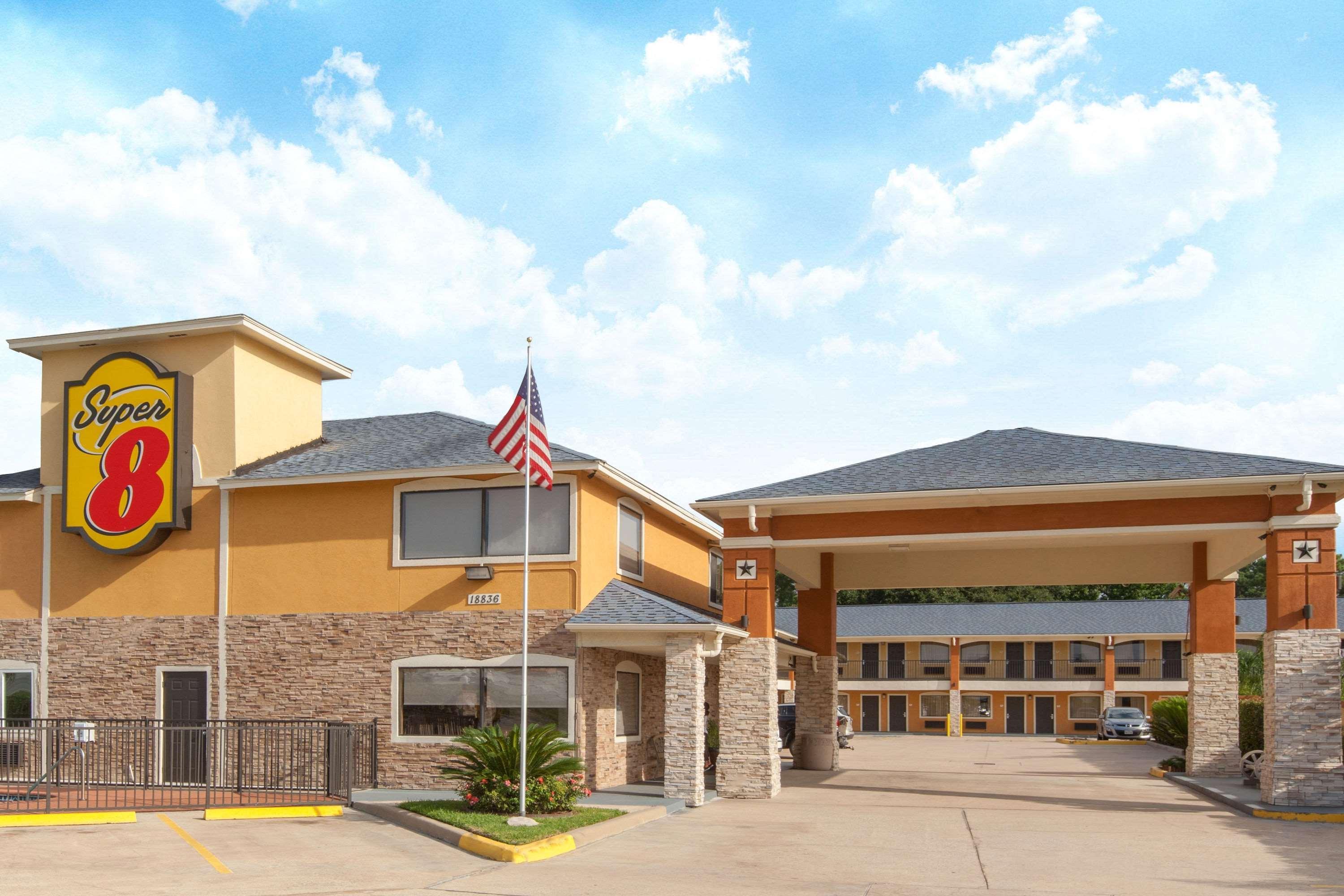 Super 8 By Wyndham Houston/Willowbrook Hwy 249 Екстериор снимка