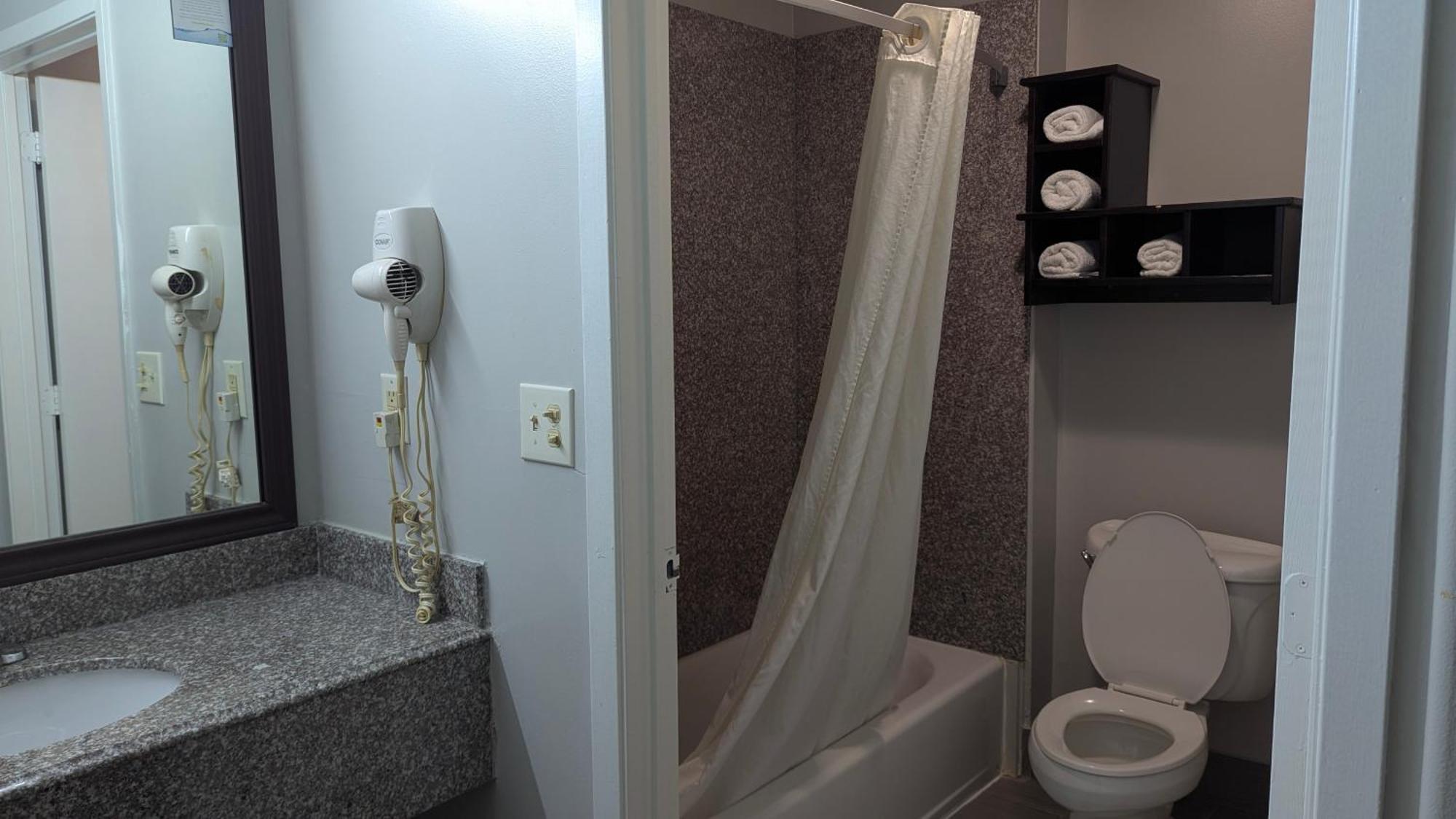 Super 8 By Wyndham Houston/Willowbrook Hwy 249 Екстериор снимка