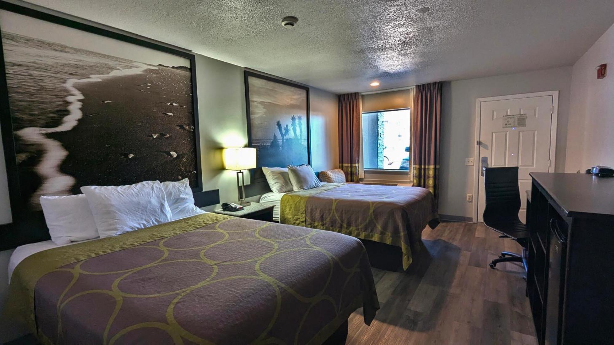Super 8 By Wyndham Houston/Willowbrook Hwy 249 Екстериор снимка