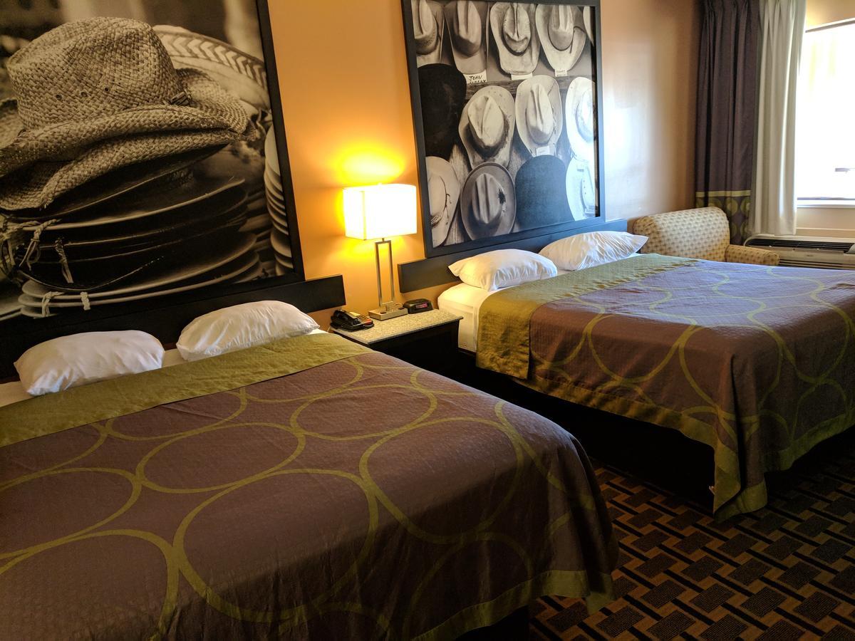 Super 8 By Wyndham Houston/Willowbrook Hwy 249 Екстериор снимка