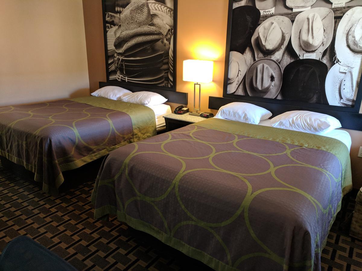 Super 8 By Wyndham Houston/Willowbrook Hwy 249 Екстериор снимка