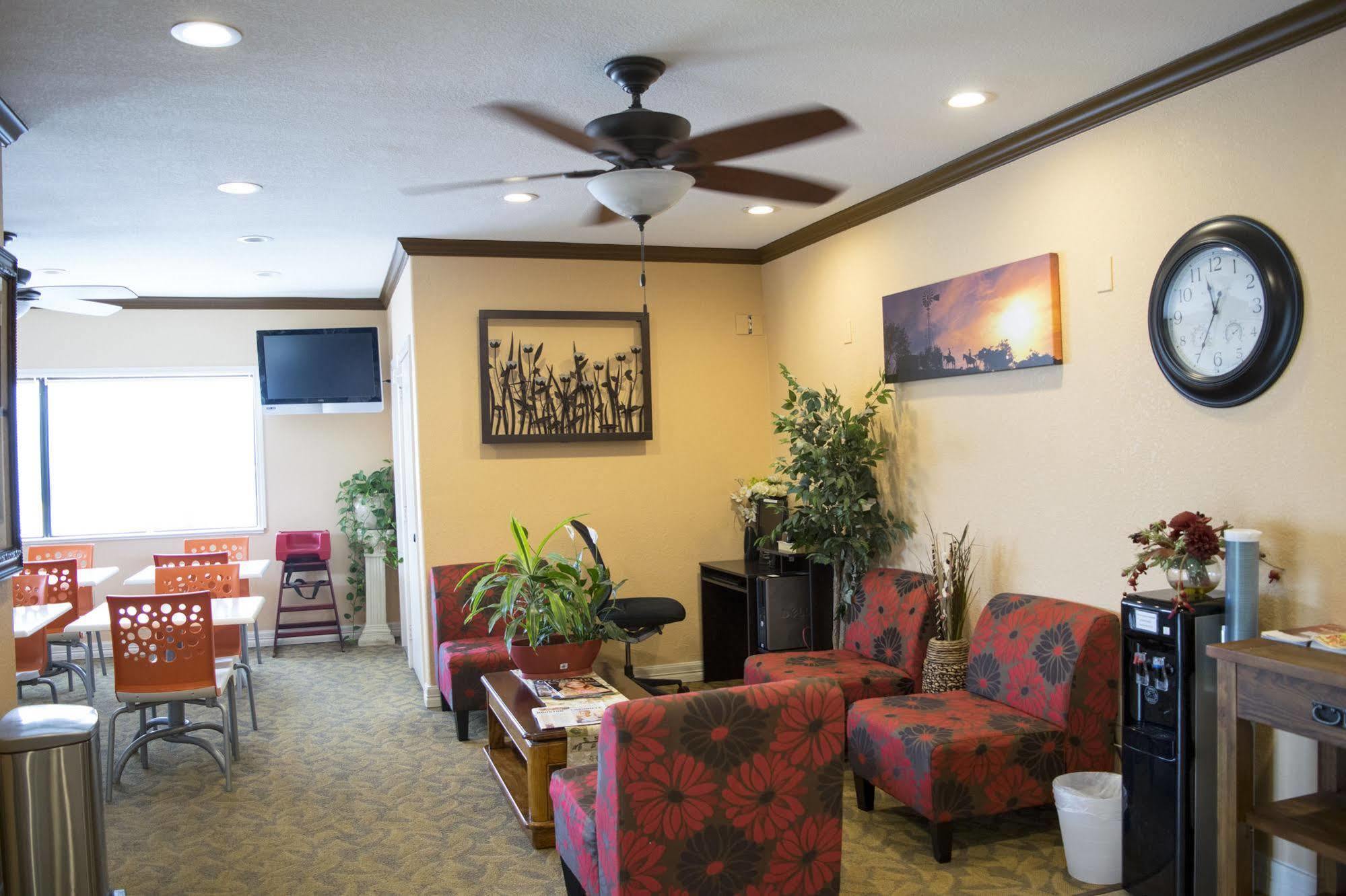 Super 8 By Wyndham Houston/Willowbrook Hwy 249 Екстериор снимка